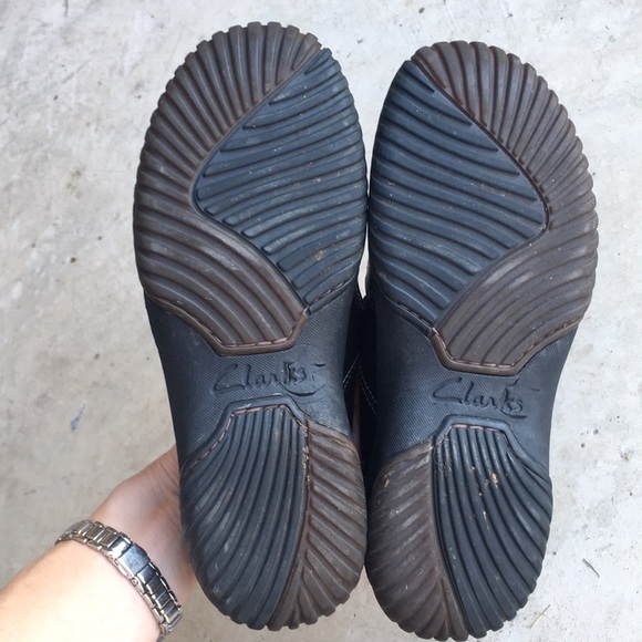 Clark’s Mules Black Sz 6 w/ Velcro strap - Picture 4 of 5